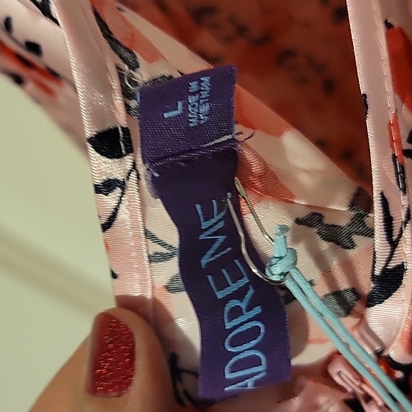 Adore me floral night gown - Picture 5 of 7